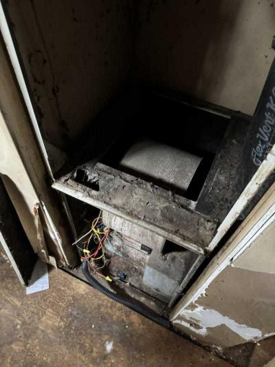 Photo 5 of 10 of home located at 2719 3rd St Lot 13 Huffman, TX 77336