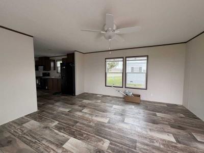 Photo 2 of 7 of home located at 115 Park Estates Ave, #115 Pontiac, IL 61764