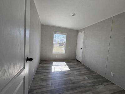 Photo 3 of 6 of home located at 69 American Ave Pontiac, IL 61764