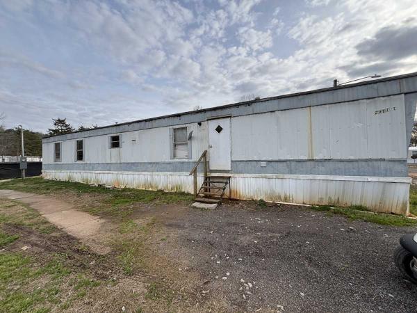 Photo 1 of 2 of home located at 2704 Valley Road Lot #37 Meridian, MS 39307