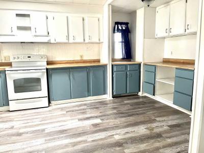 Photo 5 of 44 of home located at 9302 E Broadway Rd  #077 Mesa, AZ 85208