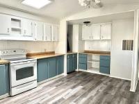 1984 New Moon Manufactured Home