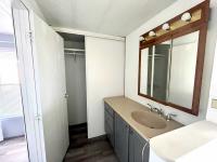 1984 New Moon Manufactured Home