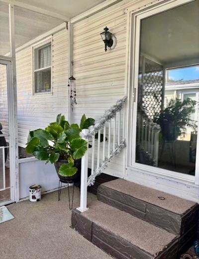 Photo 3 of 17 of home located at 569 Wainsbrook Place Melbourne, FL 32934