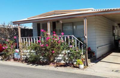 Photo 4 of 22 of home located at 10550 Dunlap Crossing Rd. #74 Whittier, CA 90606