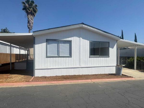 1986  Mobile Home For Sale