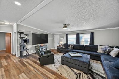 Photo 4 of 15 of home located at 1500 W Thornton Pkwy. #154 Thornton, CO 80233