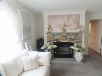 Photo 2 of 8 of home located at 19 Desoto Avenue Sorrento, FL 32776