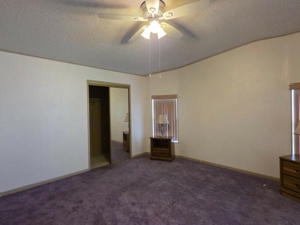 1993 Palm PH067933A/BFL Mobile Home