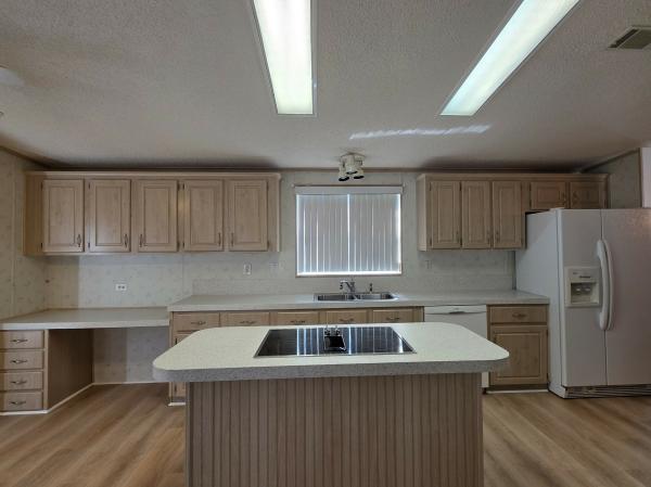 1993 Palm PH067933A/BFL Mobile Home