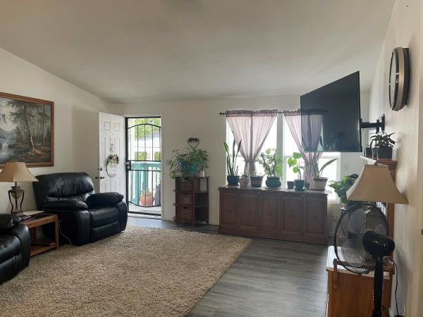 2002 Fleetwood 4513B Mobile Home