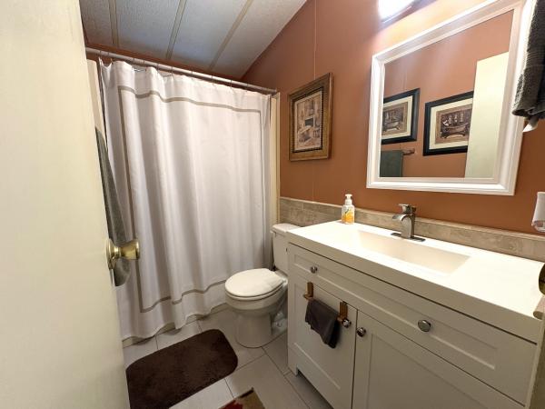 1986 Fleetwood N/A Mobile Home