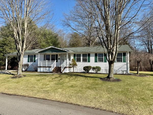 1997 NE Mobile Home For Sale