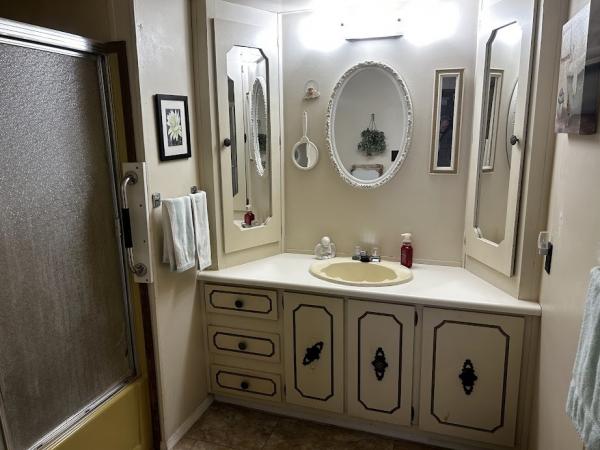 1975 Schultz 8137139 Mobile Home