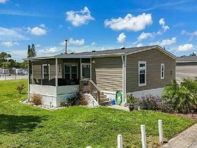 Mobile Home at 1399 Belcher Rd South, Lot 1002 Largo, FL 33771