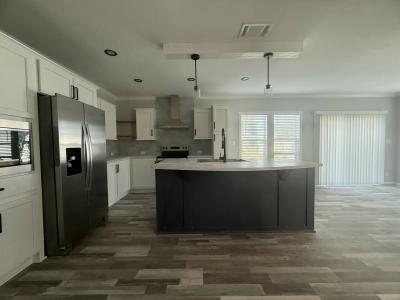 Photo 3 of 25 of home located at 6211 Colfield Circle Lot 259 Sarasota, FL 34241