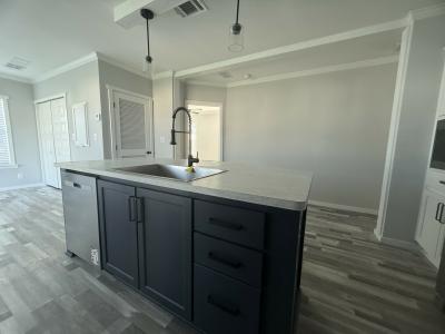 Photo 5 of 25 of home located at 6211 Colfield Circle Lot 259 Sarasota, FL 34241