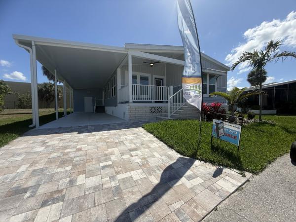 2026 CAVCO/PALM HARBOR 340EL28562B ELITE SERIES Mobile Home