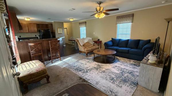 2017 SOUTHERN ENERGY HOMES INC. 45YES18602AH17 Mobile Home