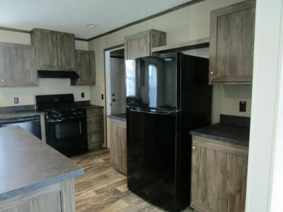 Photo 4 of 15 of home located at 17554 Cherry Street Brownstown, MI 48174