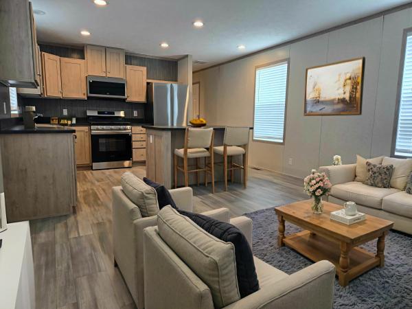 2025 Clayton-Wakarusa Mobile Home