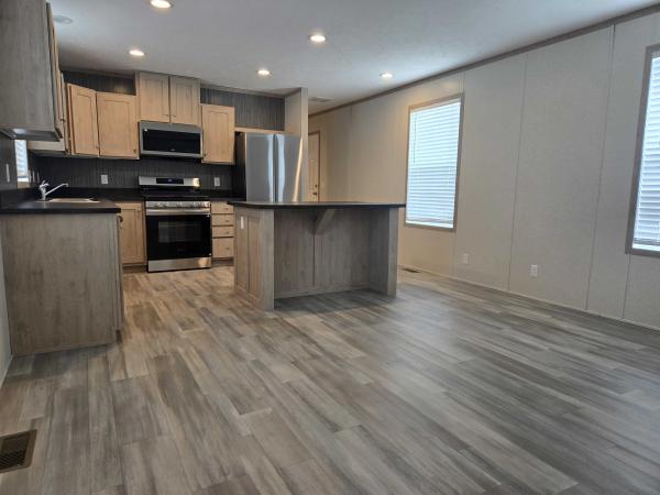 2025 Clayton-Wakarusa Mobile Home
