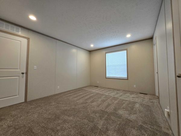 2025 Clayton-Wakarusa Mobile Home