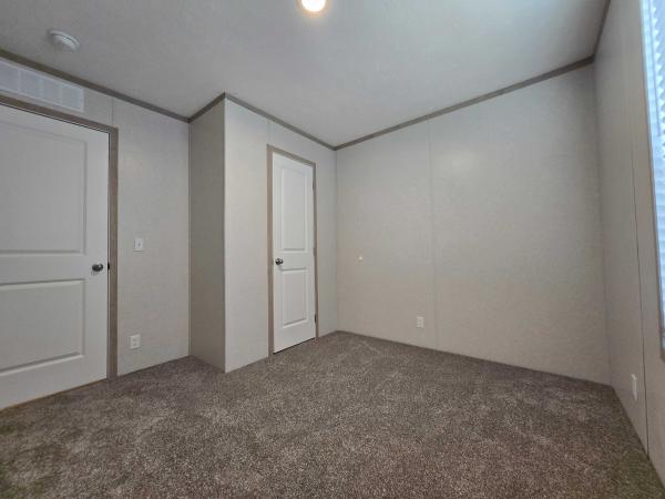 2025 Clayton-Wakarusa Mobile Home