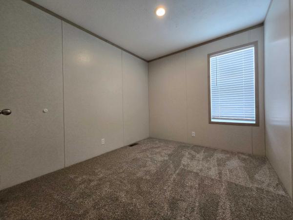 2025 Clayton-Wakarusa Mobile Home