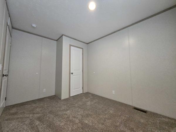 2025 Clayton-Wakarusa Mobile Home