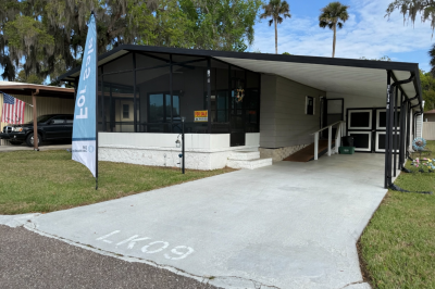 Photo 2 of 14 of home located at 1703 Magnolia Ave, Lot #L-09 South Daytona, FL 32119