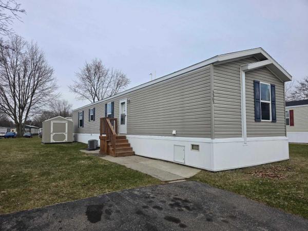 2020 Clayton - Wakarusa Mobile Home