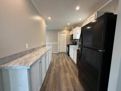 Photo 4 of 29 of home located at 11785 Cascade Circle #79 Romeo, MI 48065