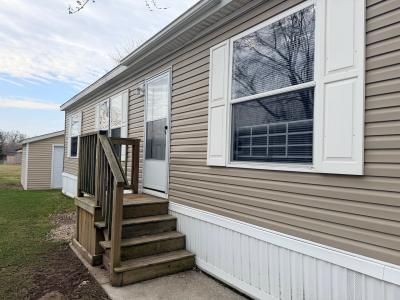 Photo 4 of 11 of home located at 10044 Hutchinson Drive Davisburg, MI 48350