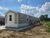 2022 Clayton Wakarusa 96AMF16763BH22   (Model Series- American Made)  Model Name - 7616-510 Farmstead  Home