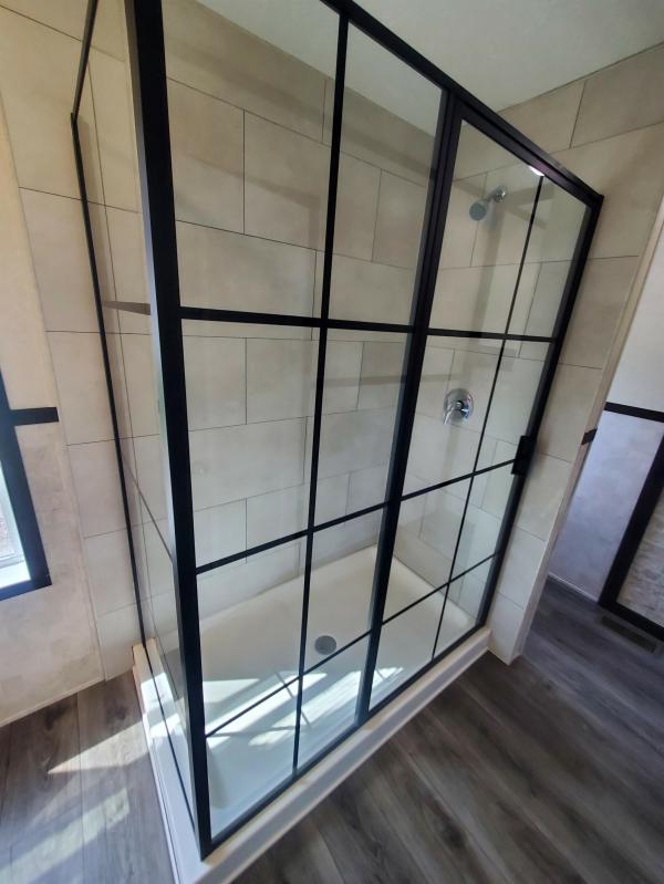 2022 Clayton Wakarusa 96AMF16763BH22   (Model Series- American Made)  Model Name - 7616-510 Farmstead  Home