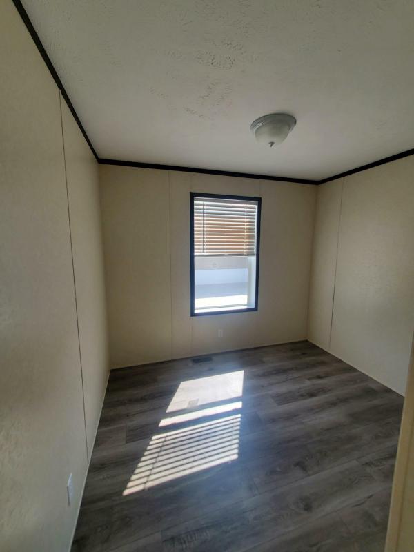 2022 Clayton Wakarusa 96AMF16763BH22   (Model Series- American Made)  Model Name - 7616-510 Farmstead  Home