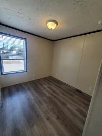 2022 Clayton Wakarusa 96AMF16763BH22   (Model Series- American Made)  Model Name - 7616-510 Farmstead  Home