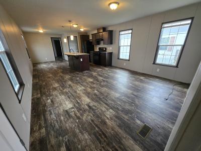 Photo 3 of 14 of home located at 6001 E Maple Romulus, MI 48174