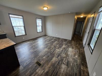 Photo 4 of 14 of home located at 6001 E Maple Romulus, MI 48174