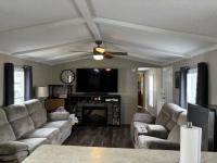 1995 Holly Park Manufactured Home