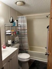 1995 Holly Park Manufactured Home