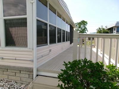 Photo 4 of 6 of home located at 7100 Ulmerton Rd Lot 2112 Largo, FL 33771