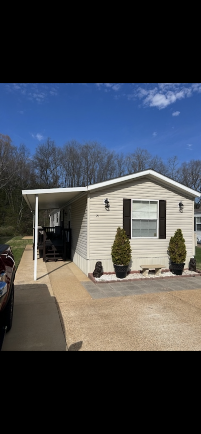 Photo 2 of 6 of home located at 21 Sandiscott Dr Arnold, MO 63010