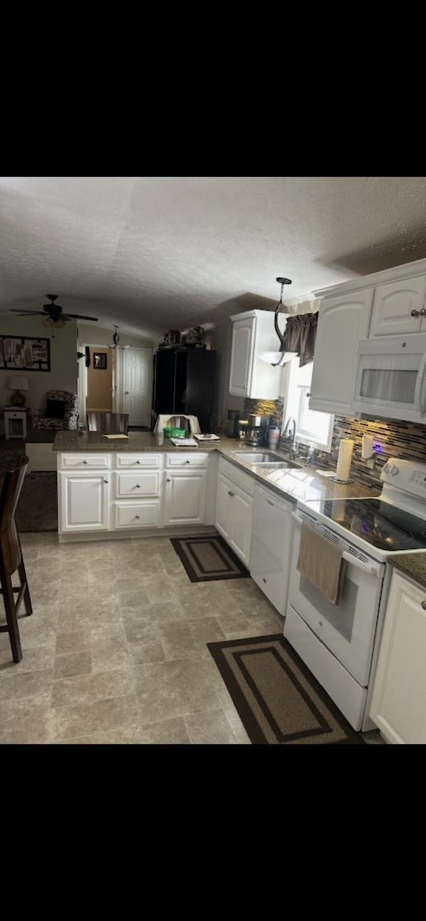 2003 Dutch Manufactured Home