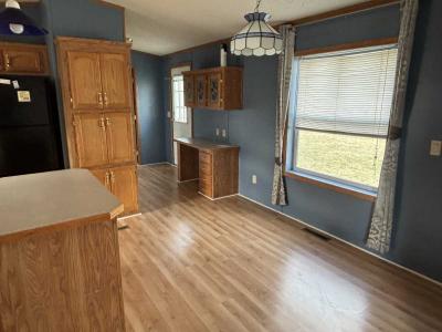 Photo 4 of 15 of home located at 2027 Roundtable Rd North Mankato, MN 56003