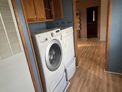 Photo 5 of 15 of home located at 2027 Roundtable Rd North Mankato, MN 56003