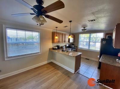 Photo 4 of 21 of home located at 244 Elm Village Street Orange City, FL 32763