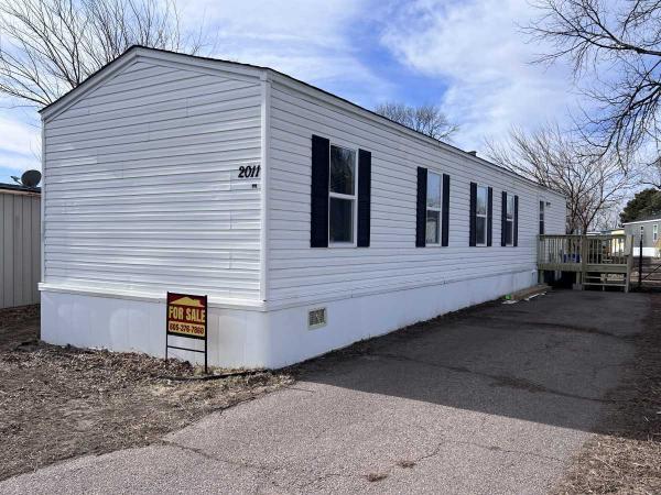 2005 Townhomes Mobile Home For Sale
