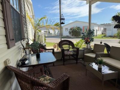 Photo 5 of 7 of home located at 453 Tall Oaks Road Naples, FL 34113